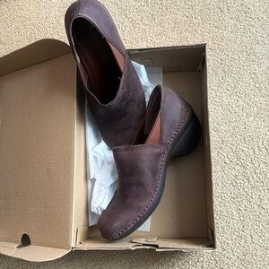 Merrill Emma clogs. Brand new never worn.  Wrong size.